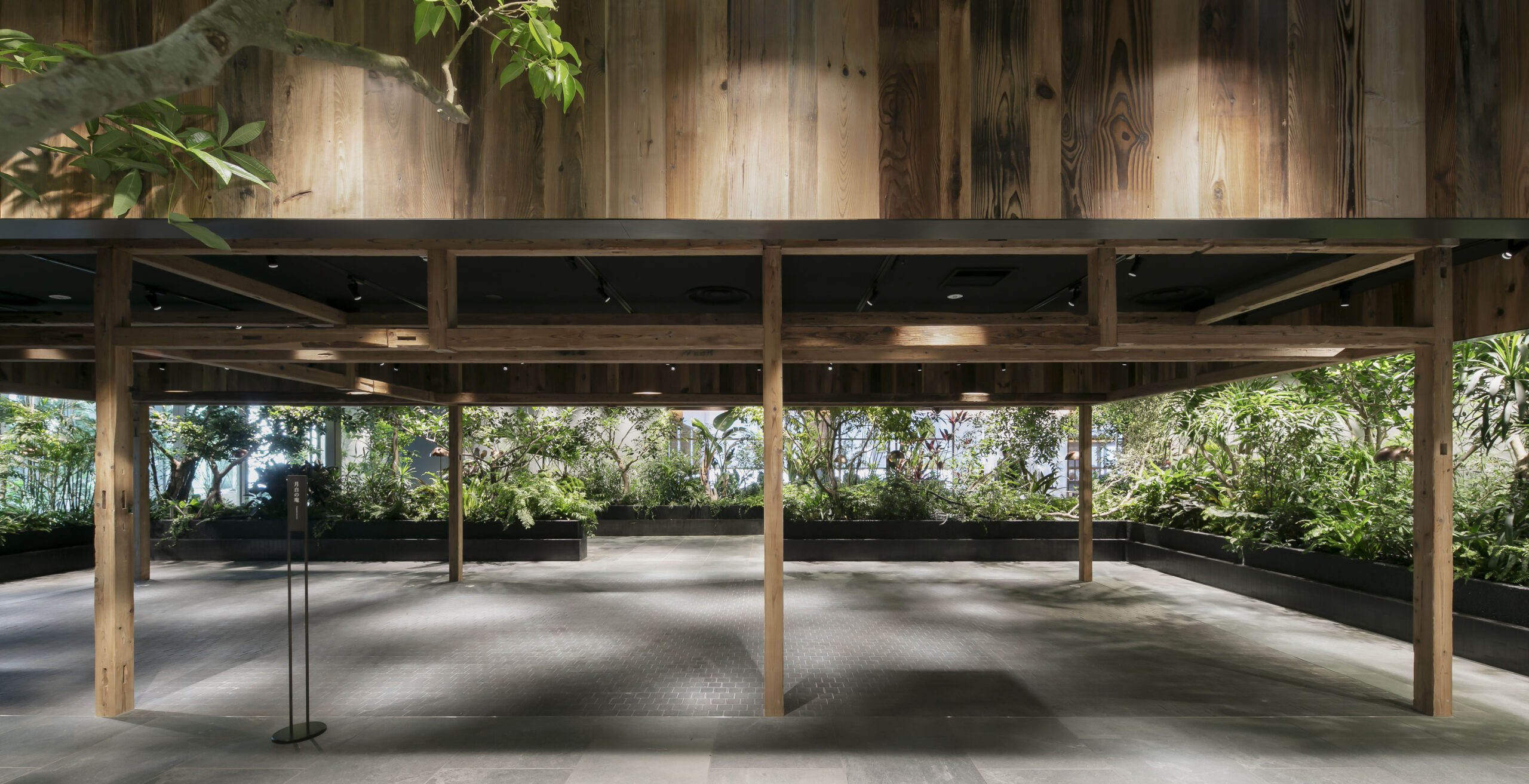 高輪ゲートウェイ【NEWoMan高輪】庭園エリア/...