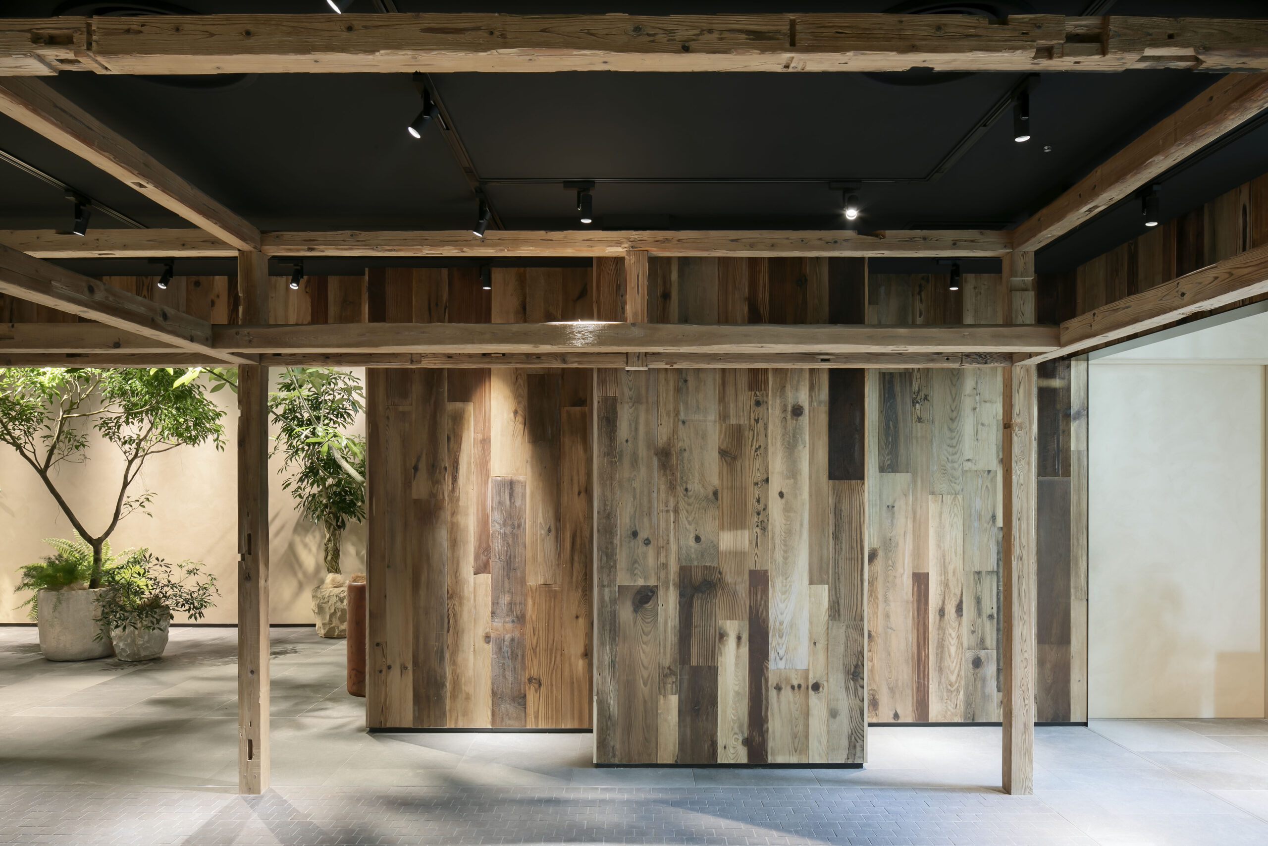 高輪ゲートウェイ【NEWoMan高輪】庭園エリア/...